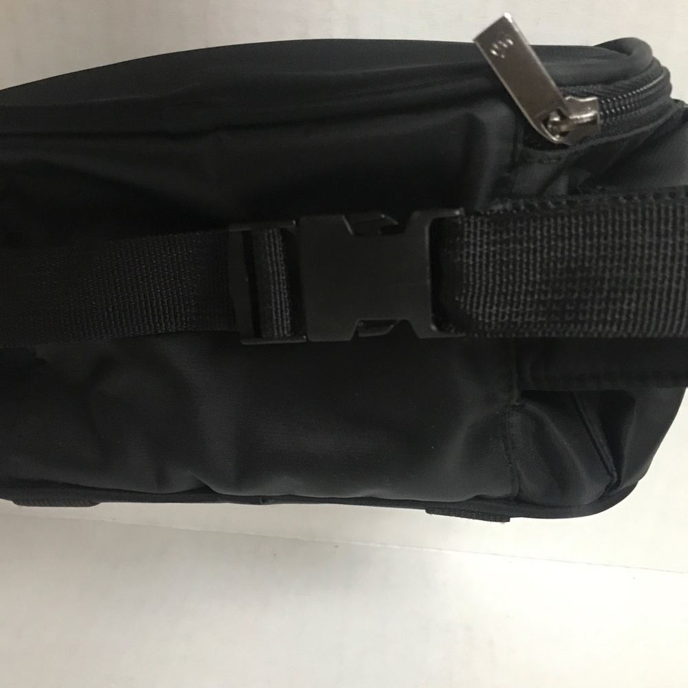 Samsonite Black nylon waist belt fannny pack new - Picture 8 of 9